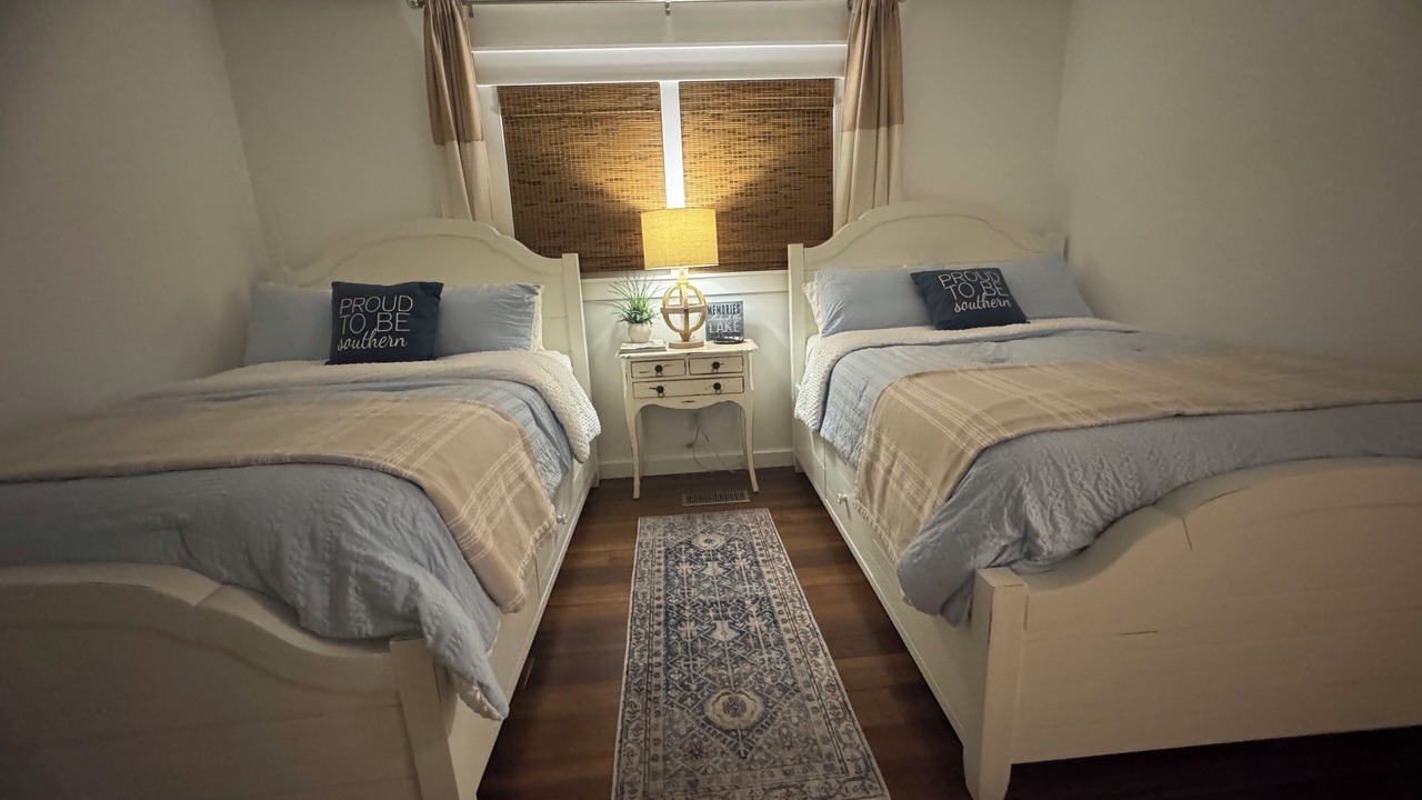 Photo of Bedroom in Lake Park