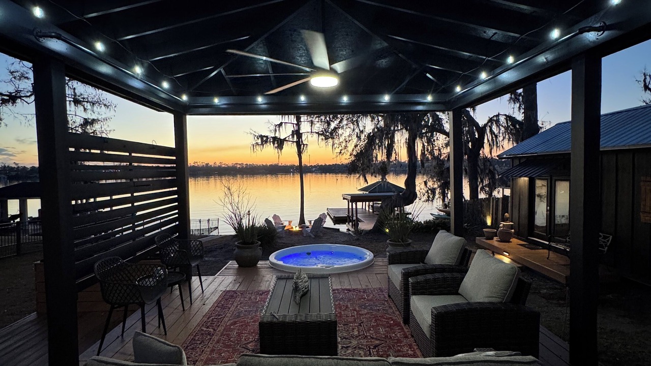 Photo of Patio Balcony in Lake Park