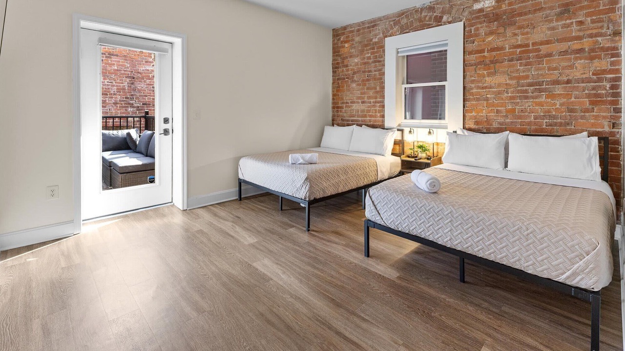 Photo of Bedroom in Lockerbie Square