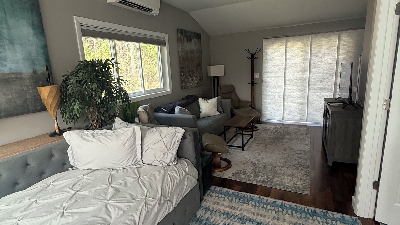 Photo of Bedroom in Framingham