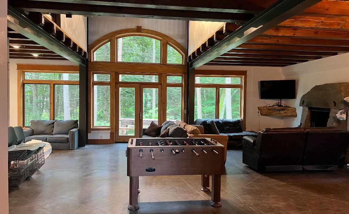 Photo of Livingroom in Vestal