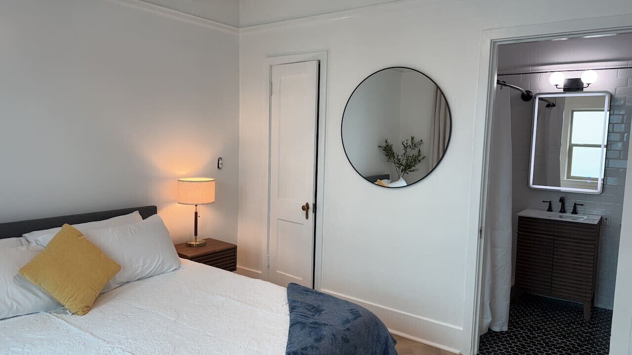 Photo of Bedroom in Downtown Klamath Falls