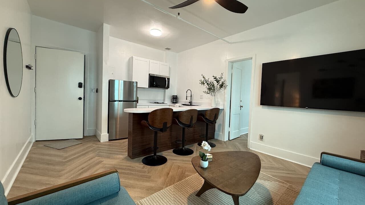 Photo of Livingroom in Downtown Klamath Falls