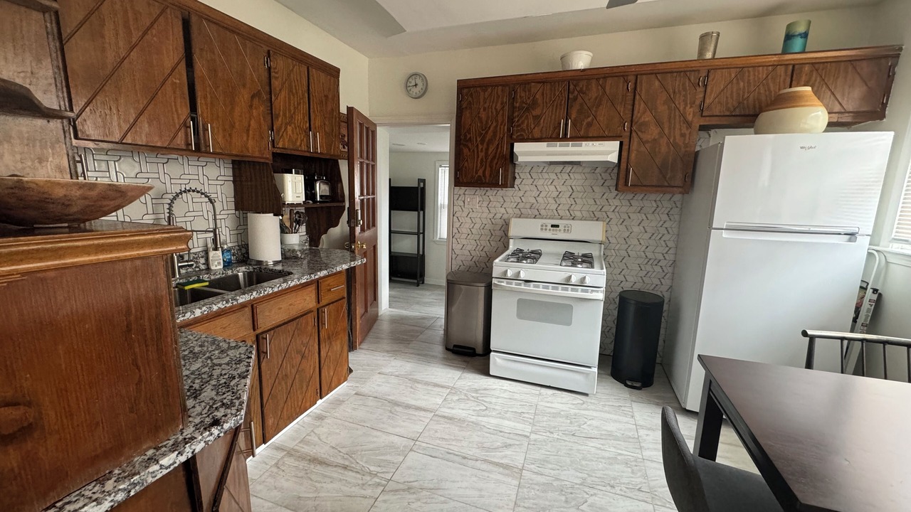 Photo of Kitchen in Whiting
