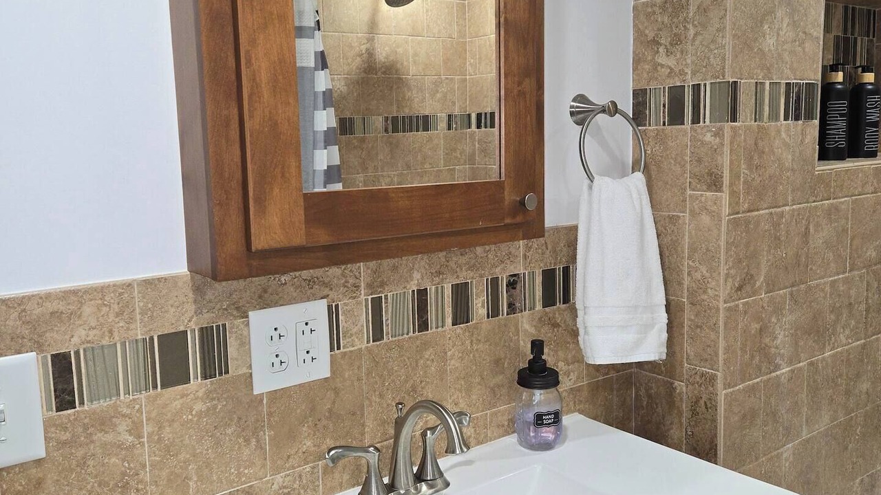 Photo of Bathroom in Dowling