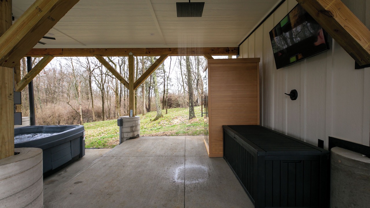 Photo of Patio Balcony in Rising Sun