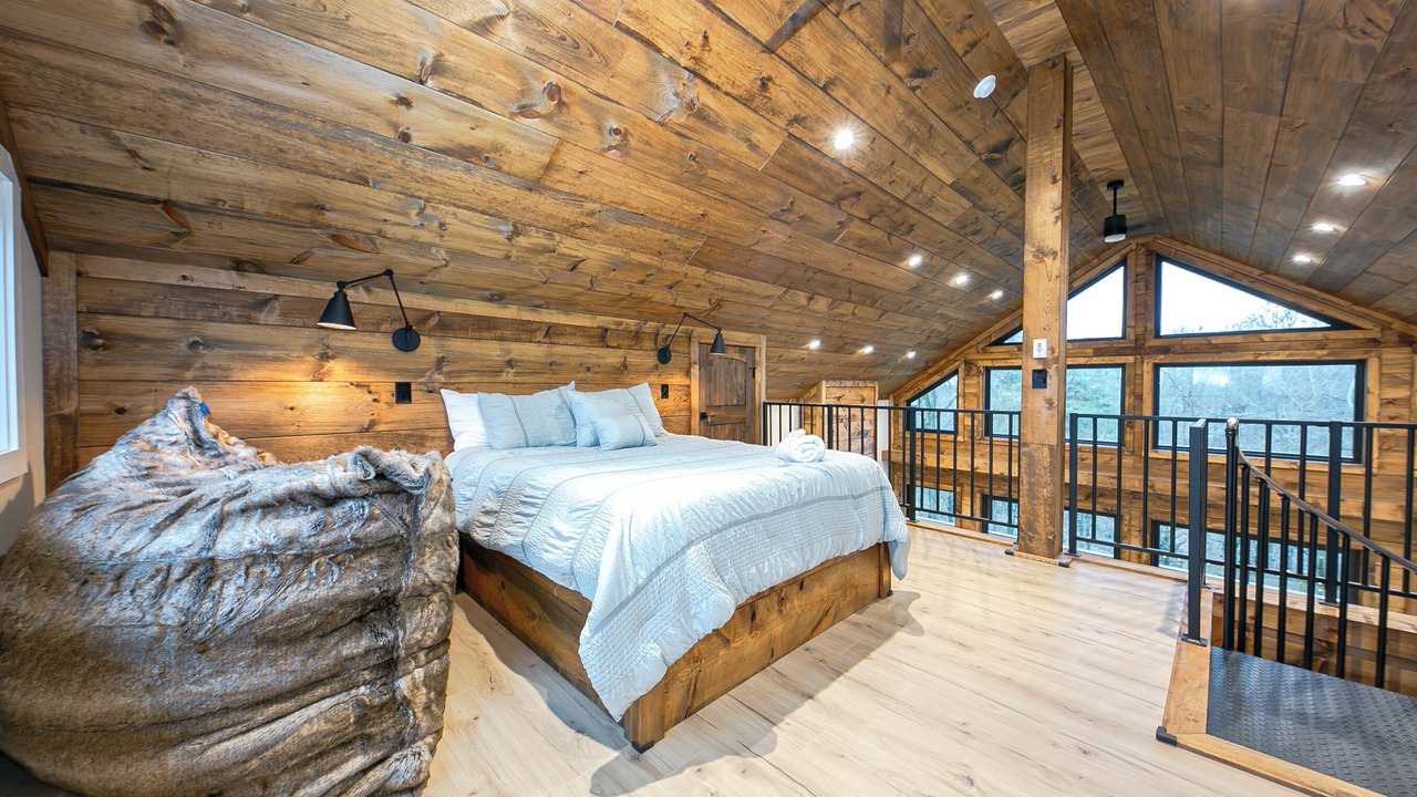 Photo of Bedroom in Rising Sun