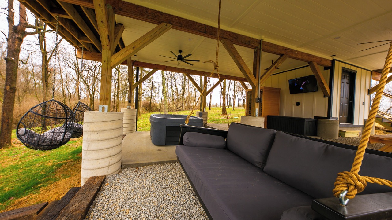Photo of Patio Balcony in Rising Sun
