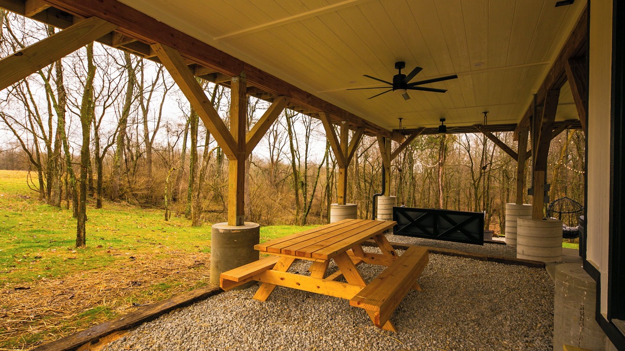Photo of Outdoor in Rising Sun