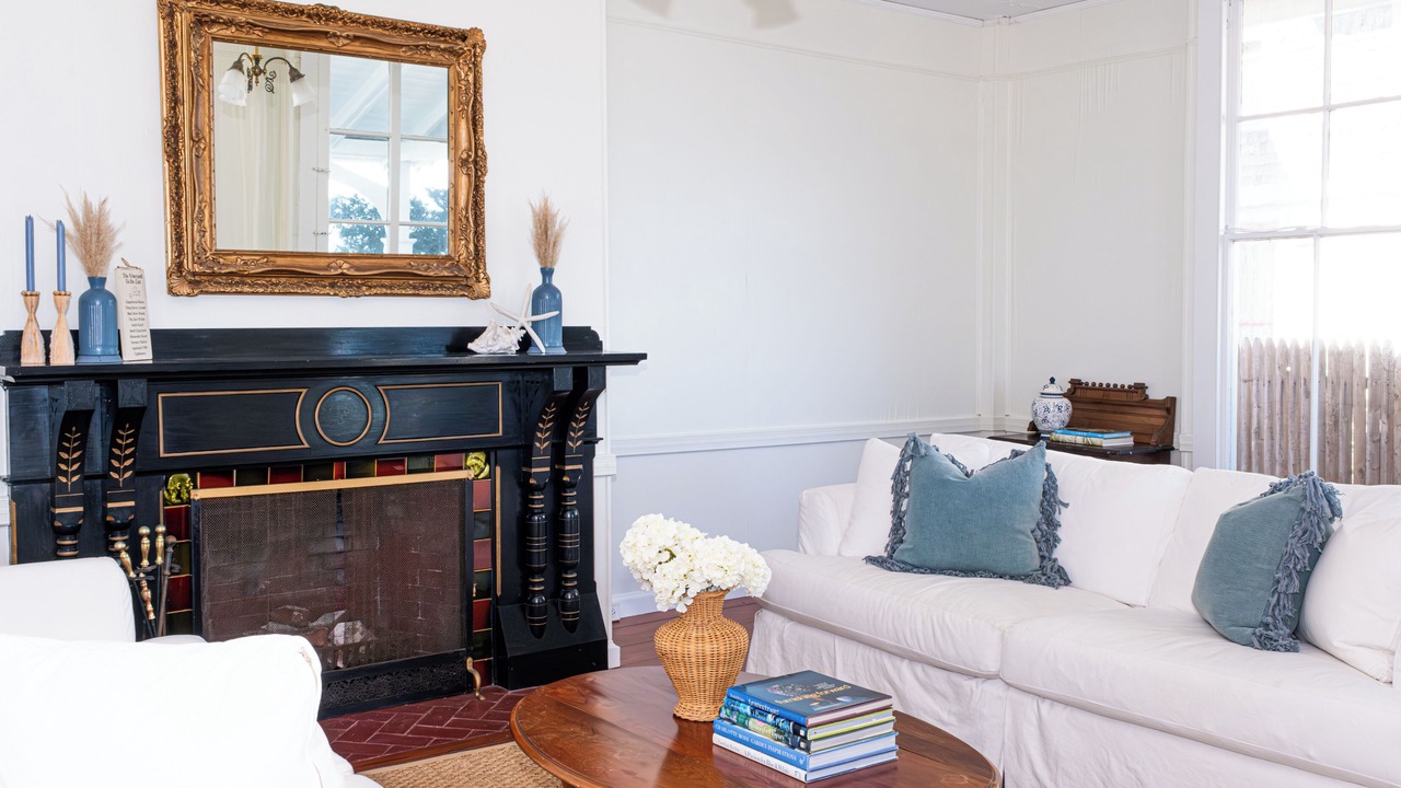 Photo of Livingroom in Oak Bluffs