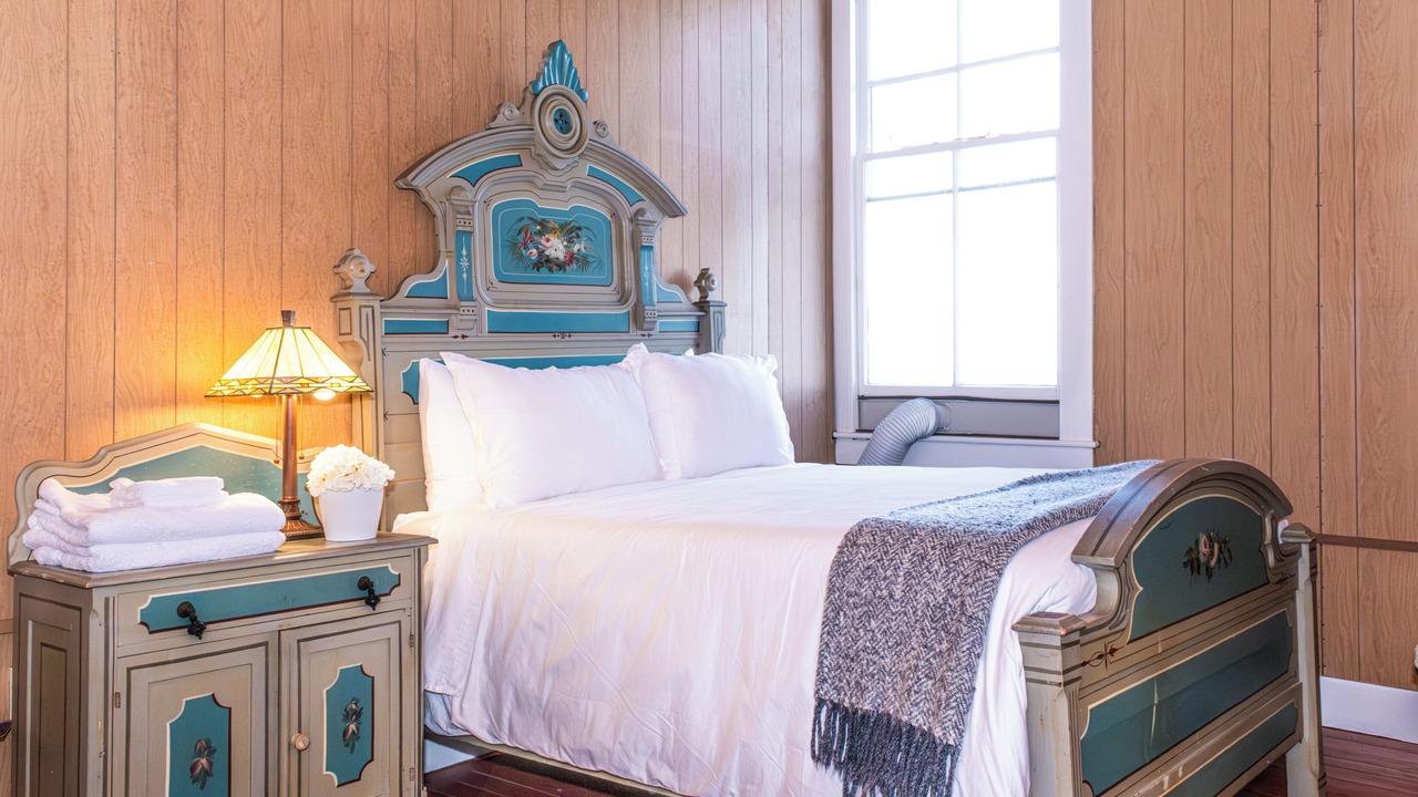 Photo of Bedroom in Oak Bluffs