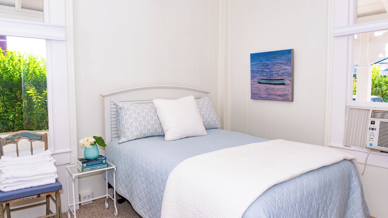 Photo of Bedroom in Oak Bluffs