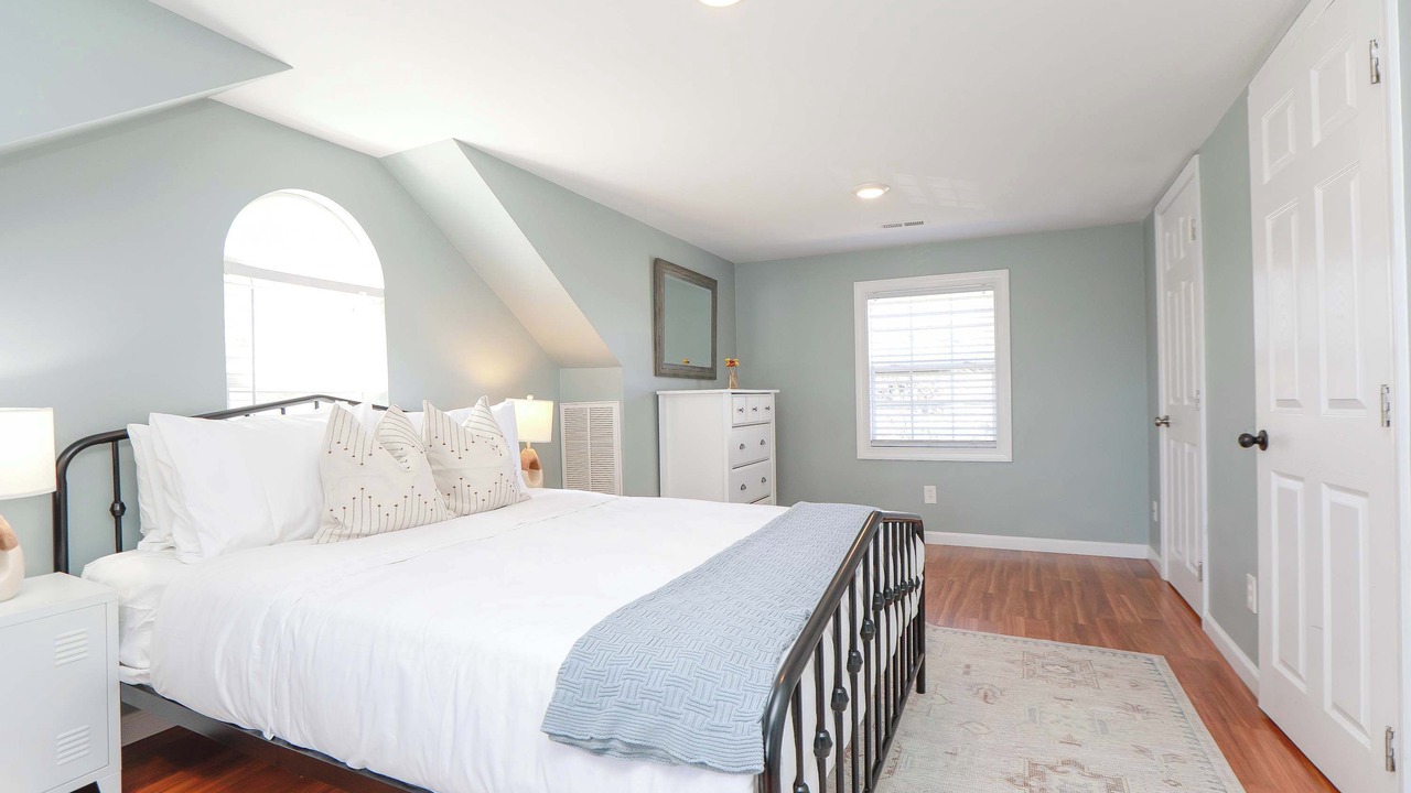 Photo of Bedroom in Bayview