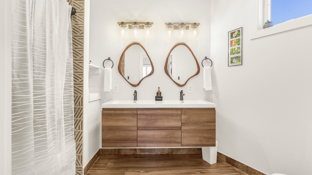 Photo of Bathroom in McGaheysville
