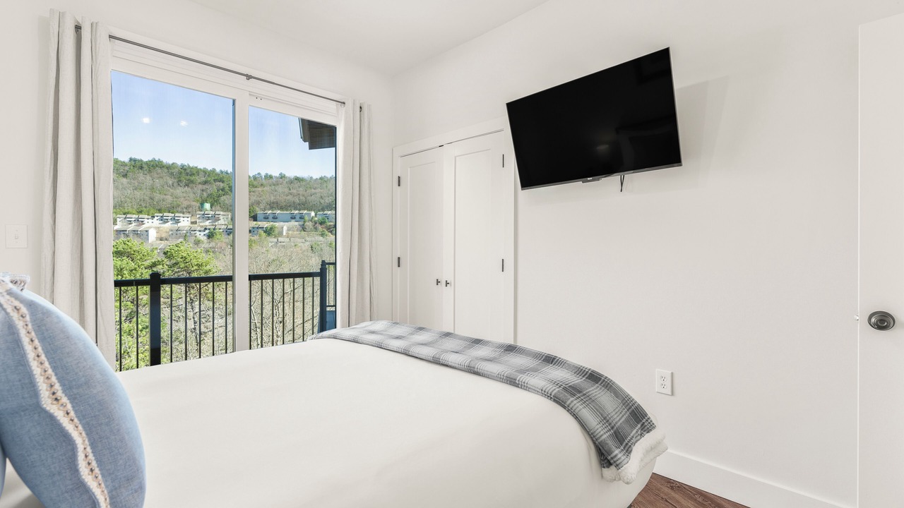 Photo of Bedroom in McGaheysville