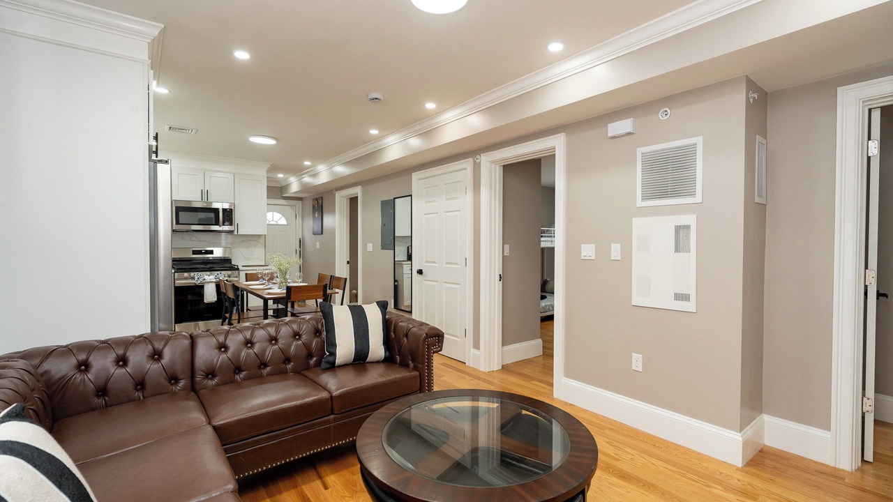Photo of Livingroom in Codman Square