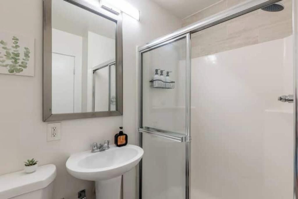 Photo of Bathroom in Wholesale District