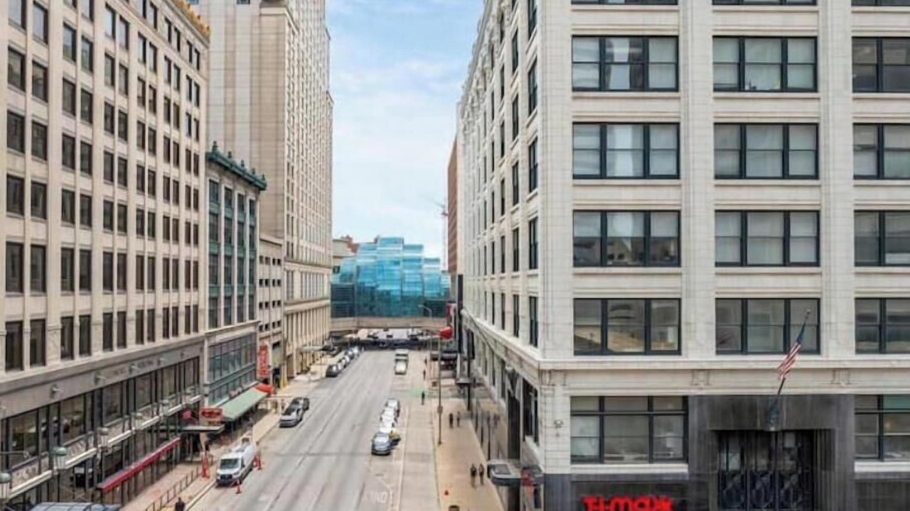 Photo of Others in Wholesale District