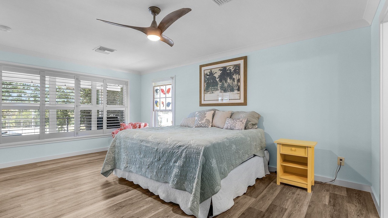 Photo of Bedroom in Bokeelia