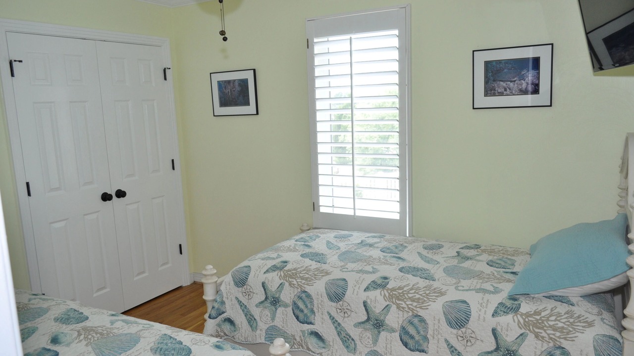 Photo of Bedroom in Croatan Beach