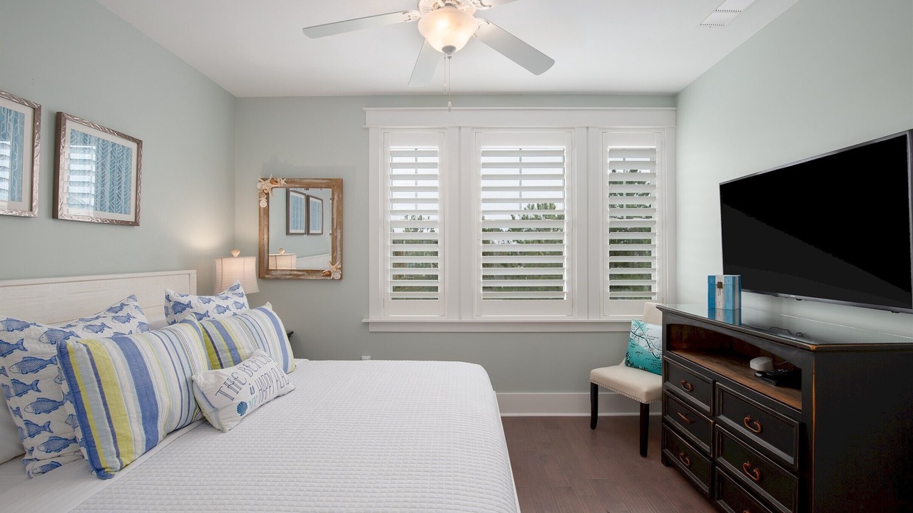 Photo of Bedroom in Santa Rosa Beach