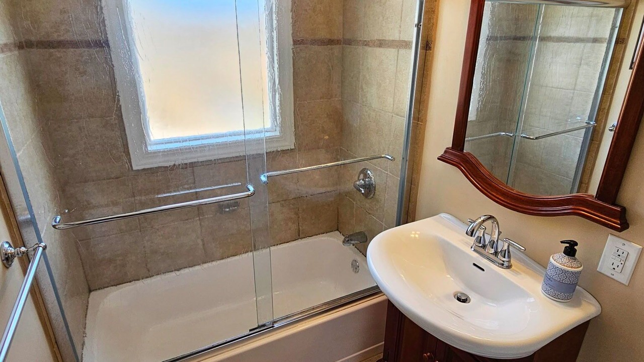 Photo of Bathroom in Marion