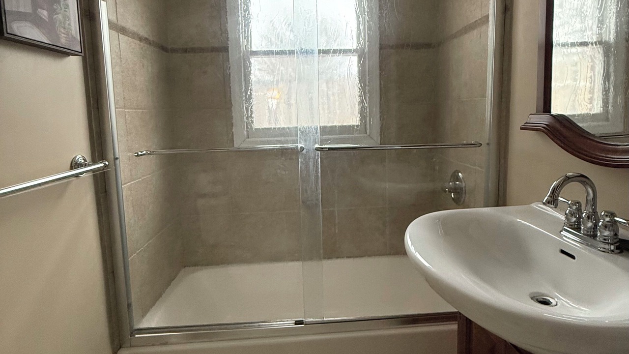 Photo of Bathroom in Marion