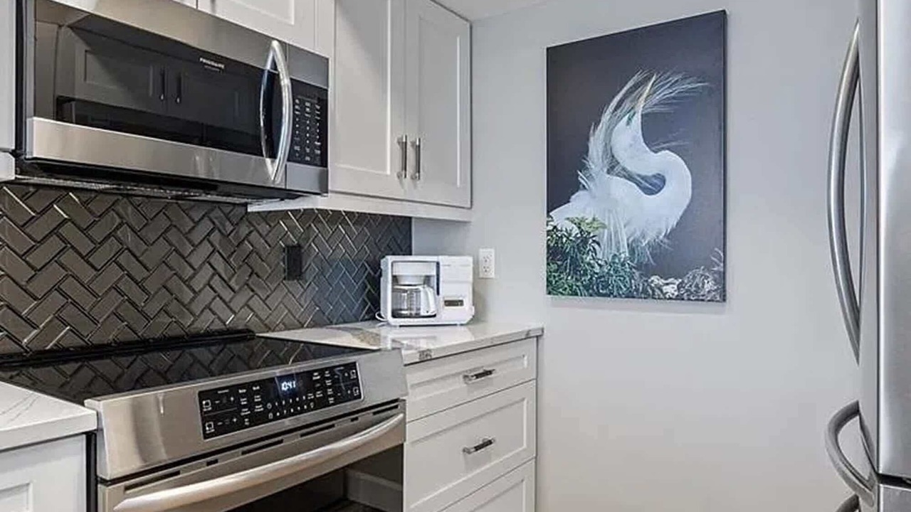 Photo of Kitchen in Golden Beach