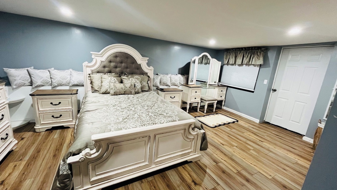 Photo of Bedroom in Nesconset