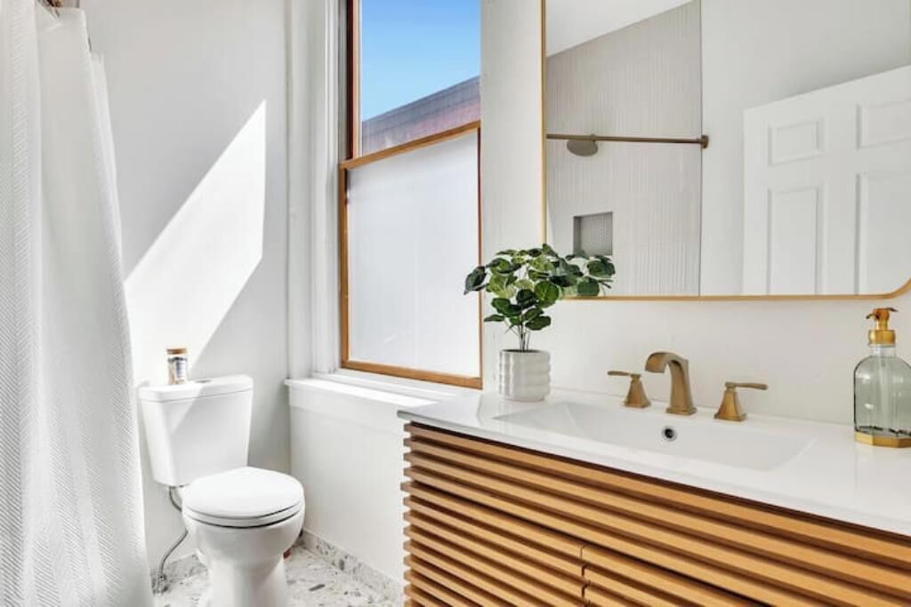 Photo of Bathroom in Downtown Syracuse
