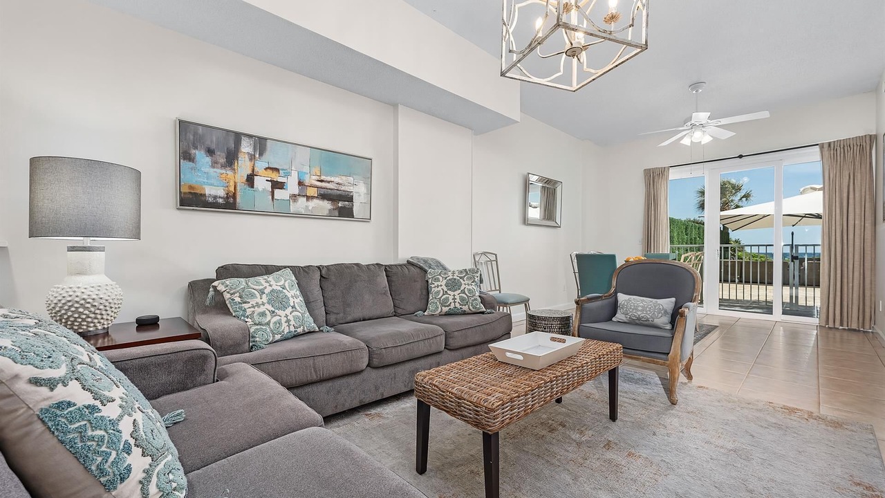 Photo of Livingroom in Crystal Beach