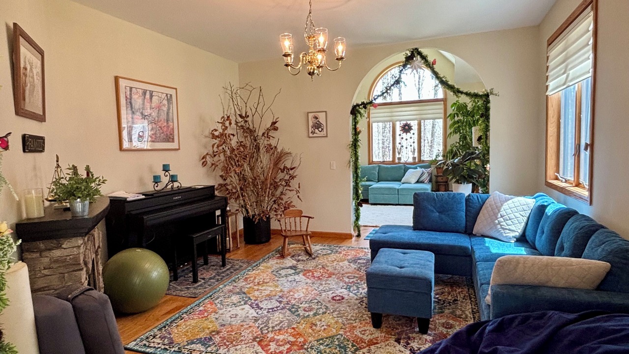 Photo of Livingroom in Hinsdale