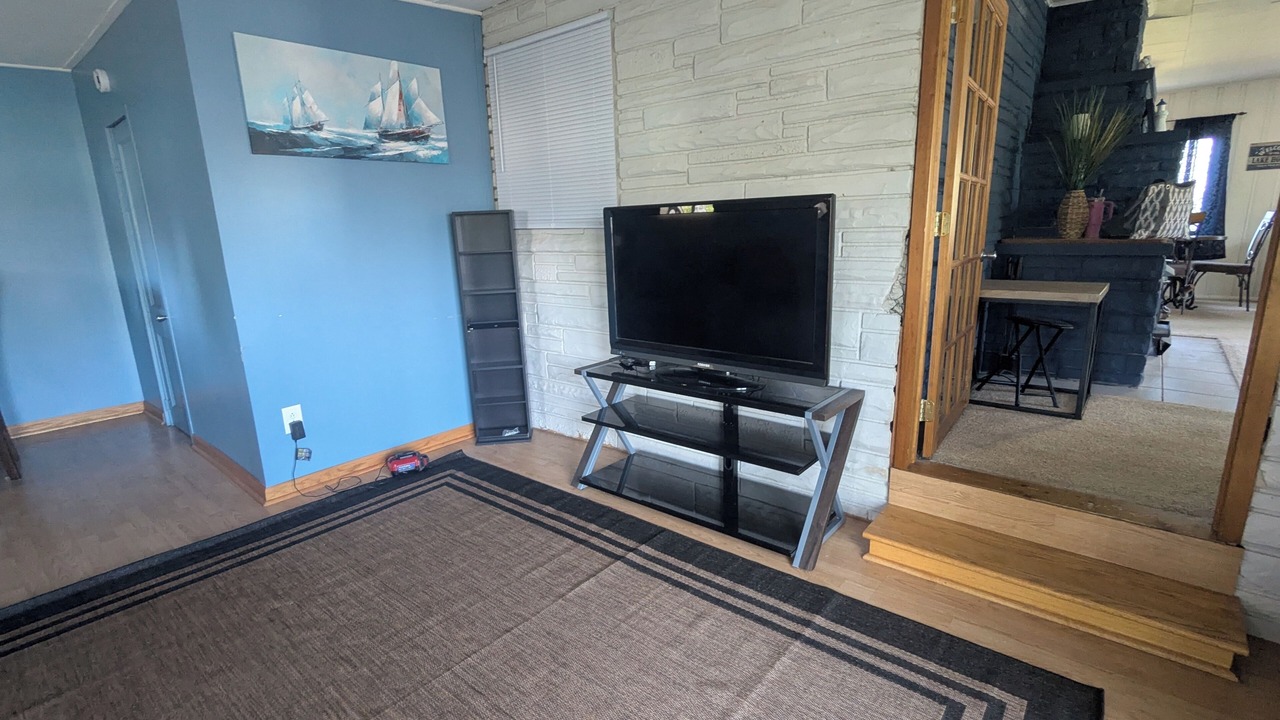 Photo of Bedroom in Bass Lake