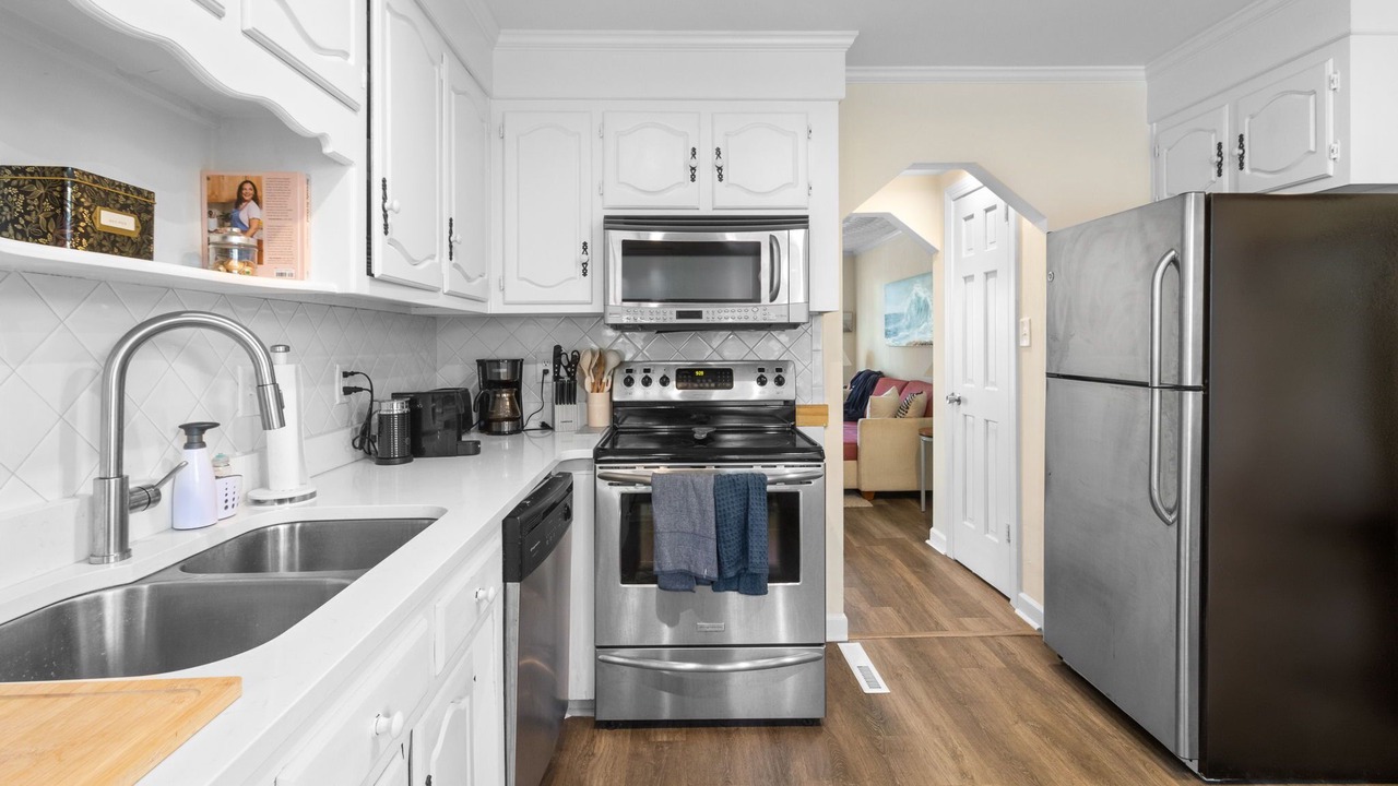 Photo of Kitchen in Chic's Beach