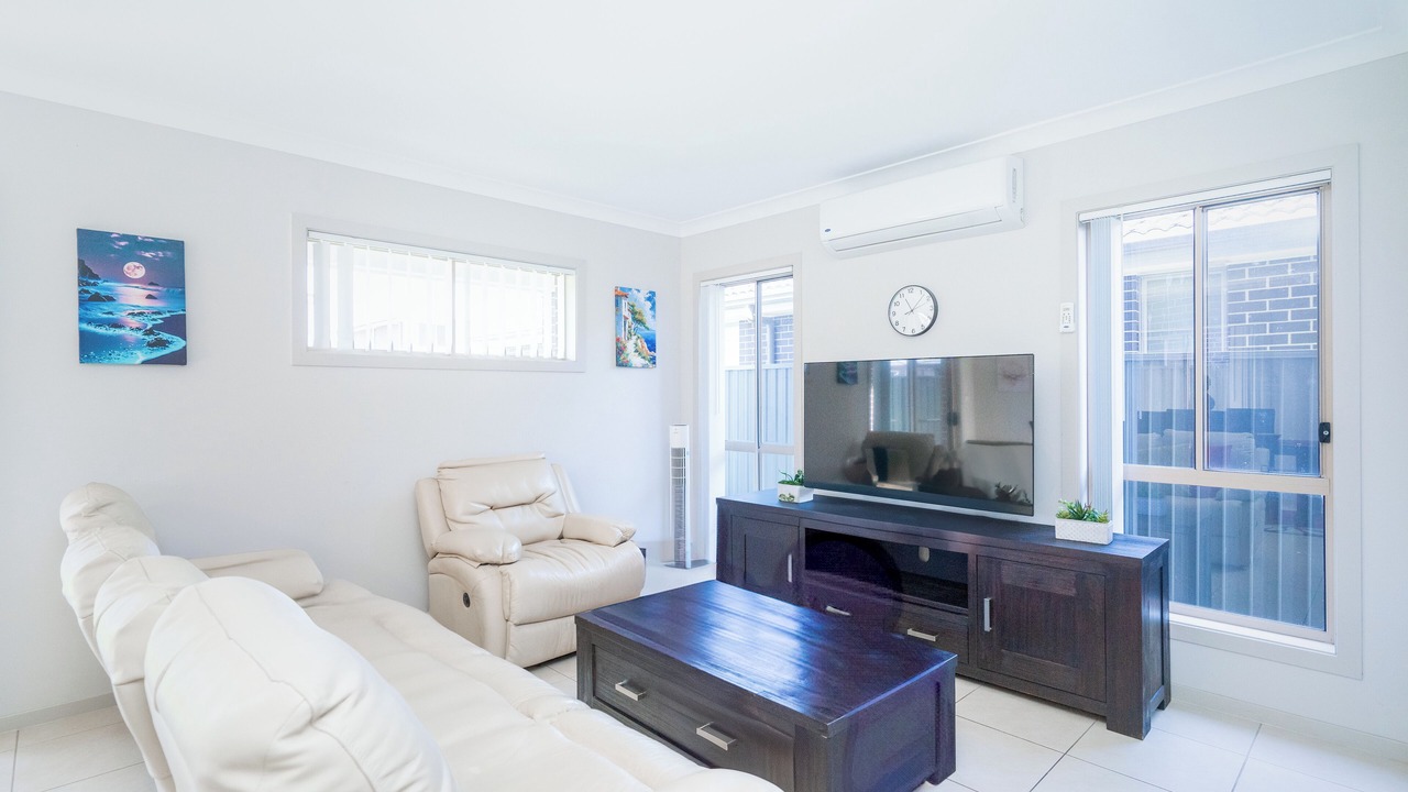 Photo of Livingroom in Werrington