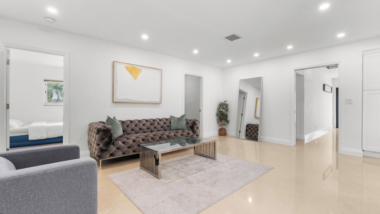 Photo of Livingroom in South Lake