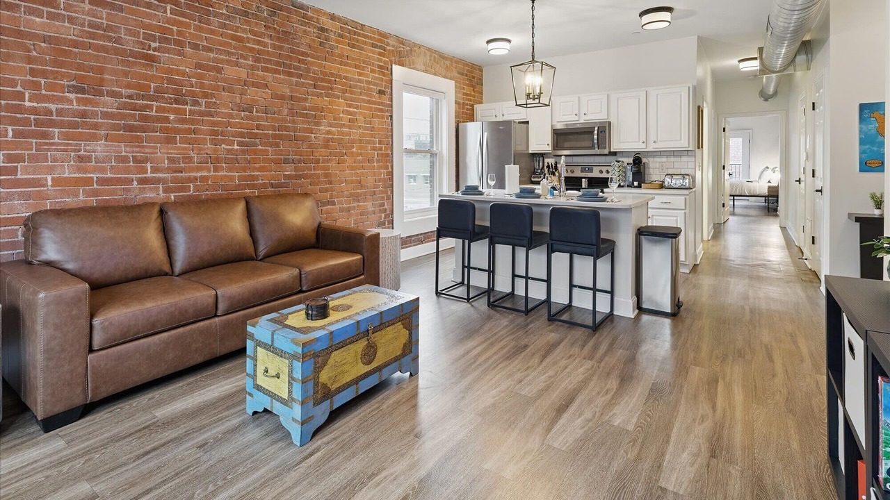 Photo of Livingroom in Lockerbie Square