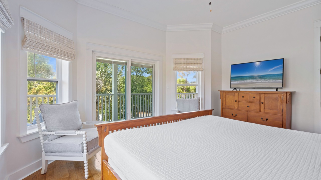 Photo of Bedroom in White's Gulfview