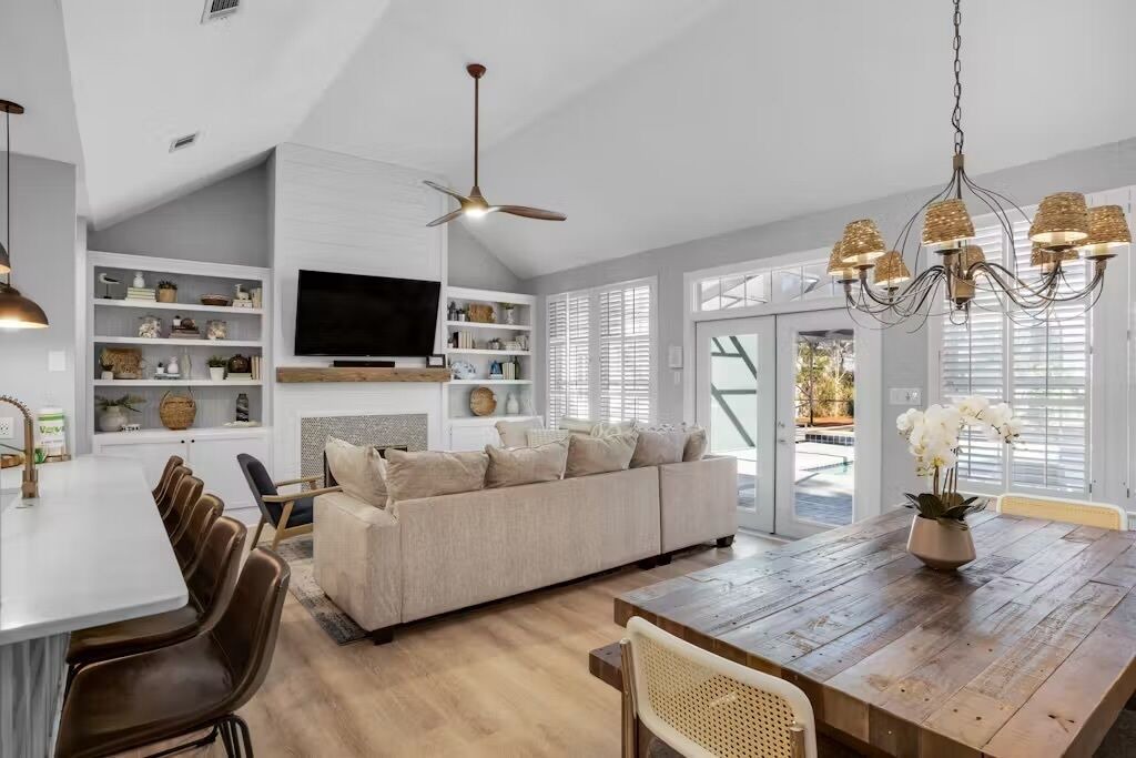Photo of Livingroom in Sugarwood Beach