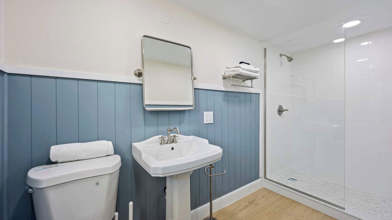 Photo of Bathroom in Cocoa Beach