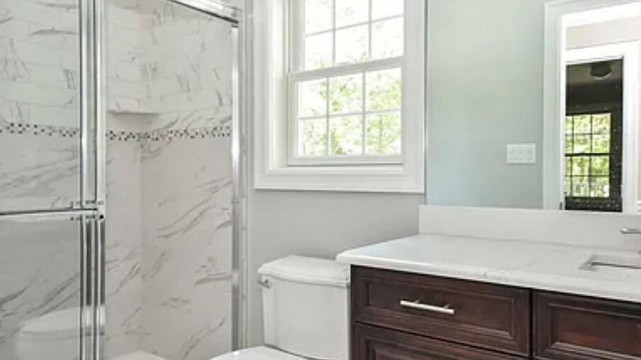Photo of Bathroom in Plainview