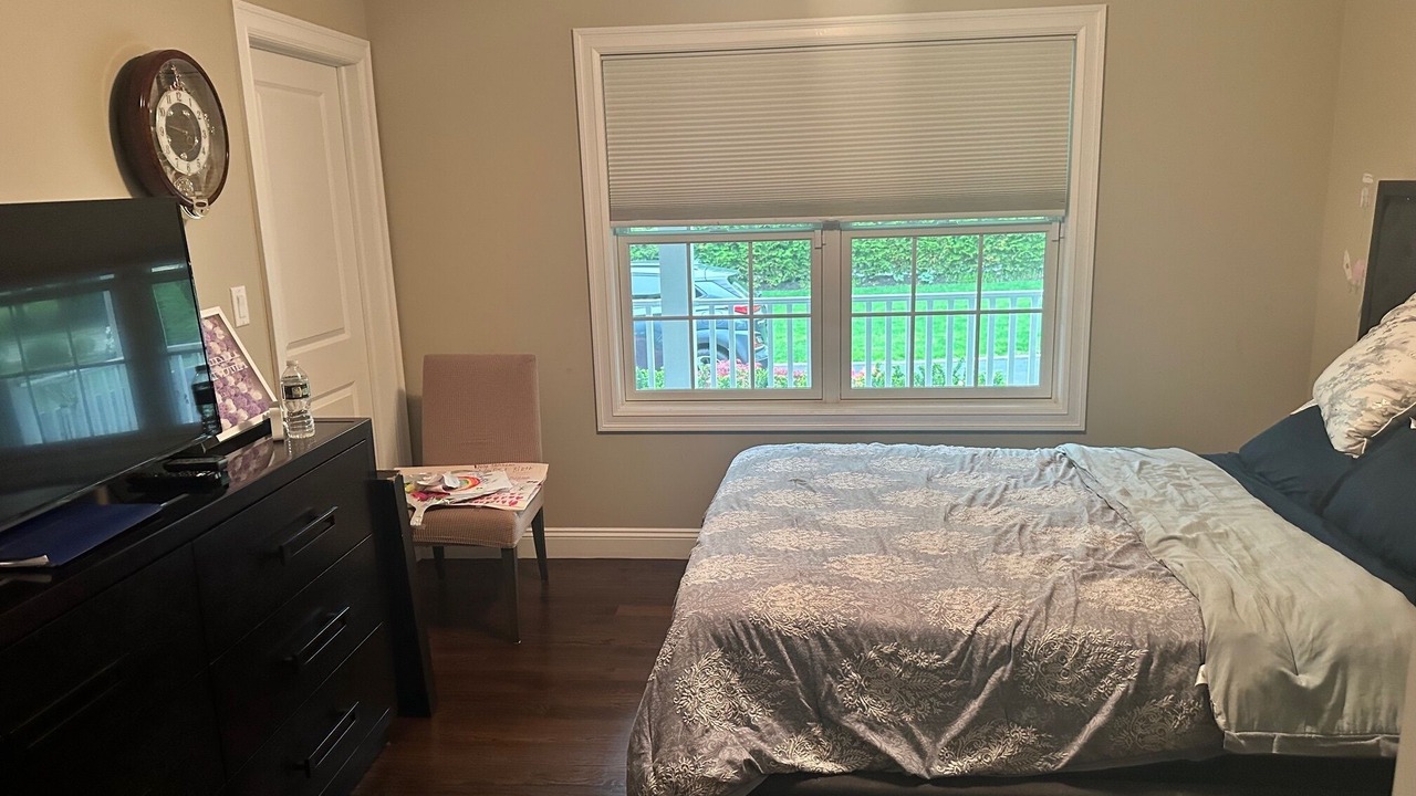 Photo of Bedroom in Plainview
