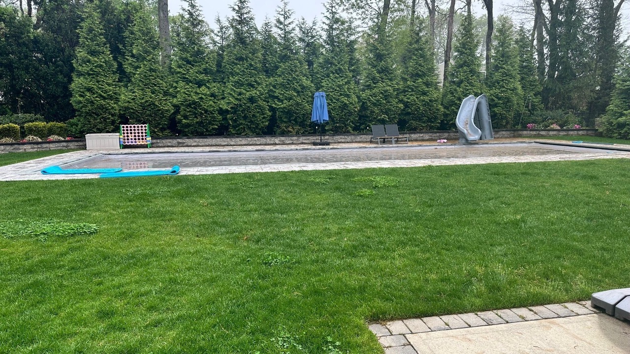 Photo of Outdoor in Plainview