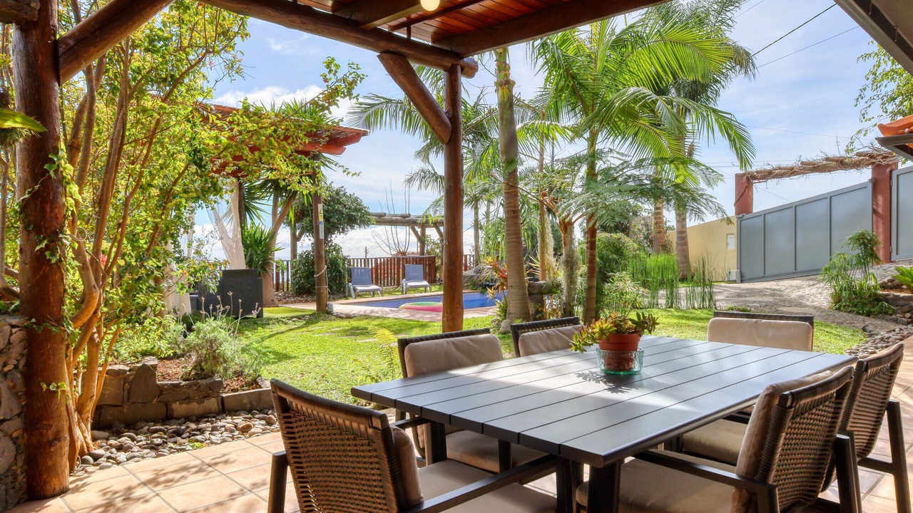 Photo of Outdoor in Calheta