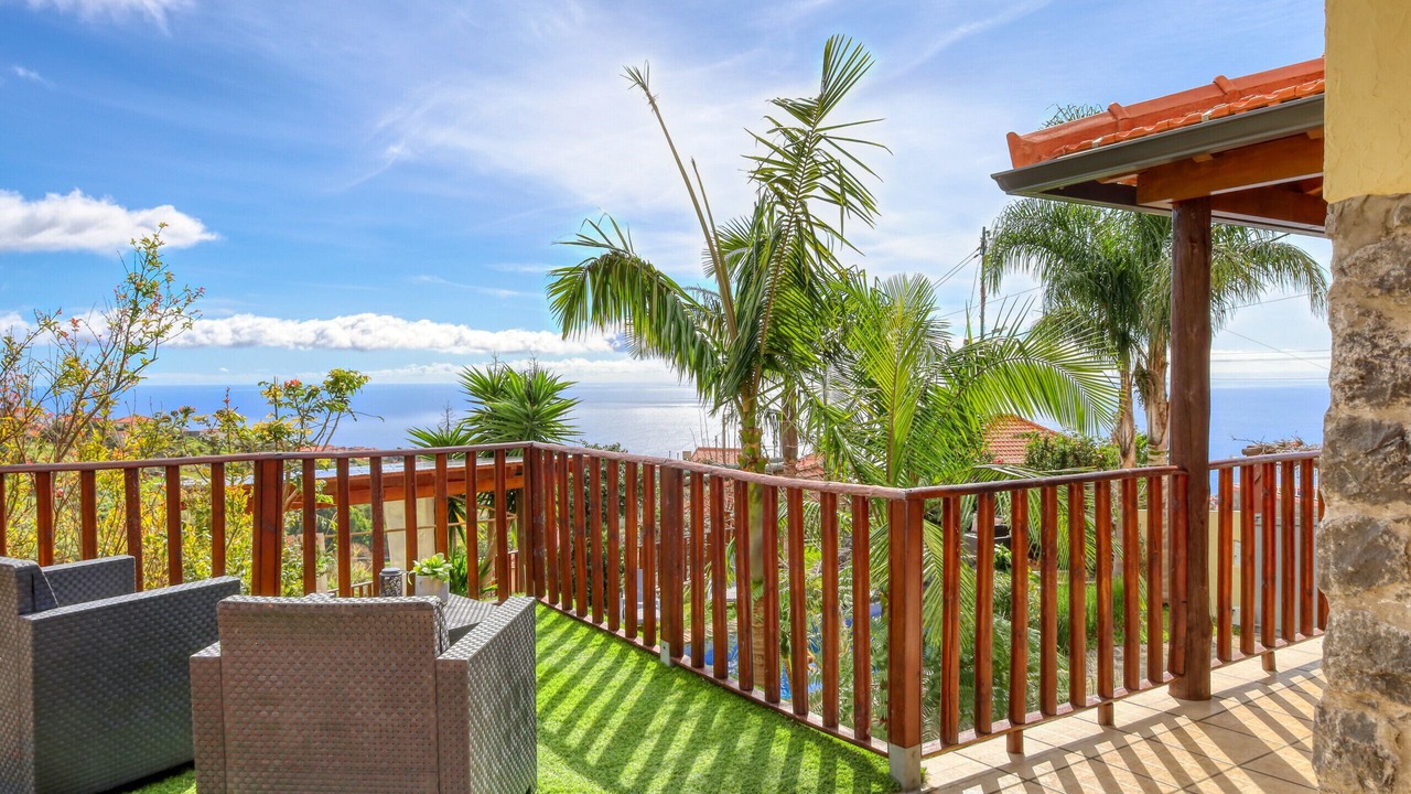 Photo of Patio Balcony in Calheta