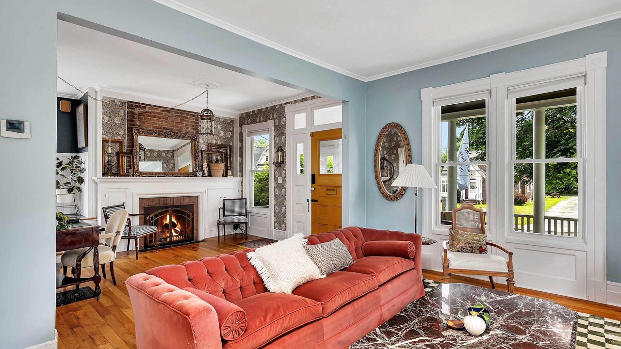 Photo of Livingroom in Troy