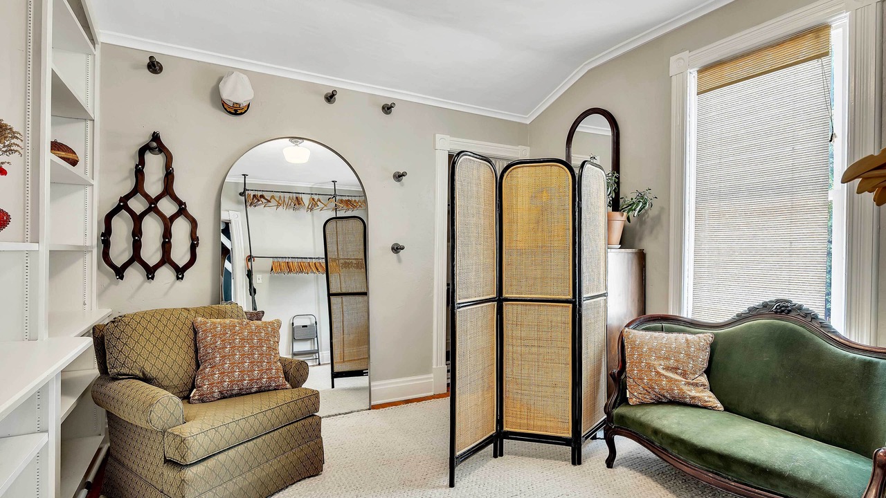 Photo of Bedroom in Troy