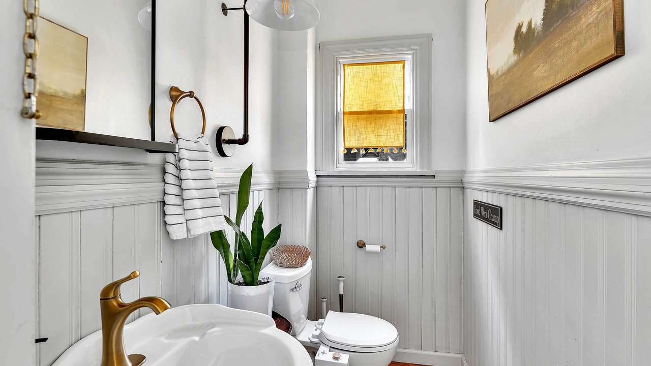 Photo of Bathroom in Troy