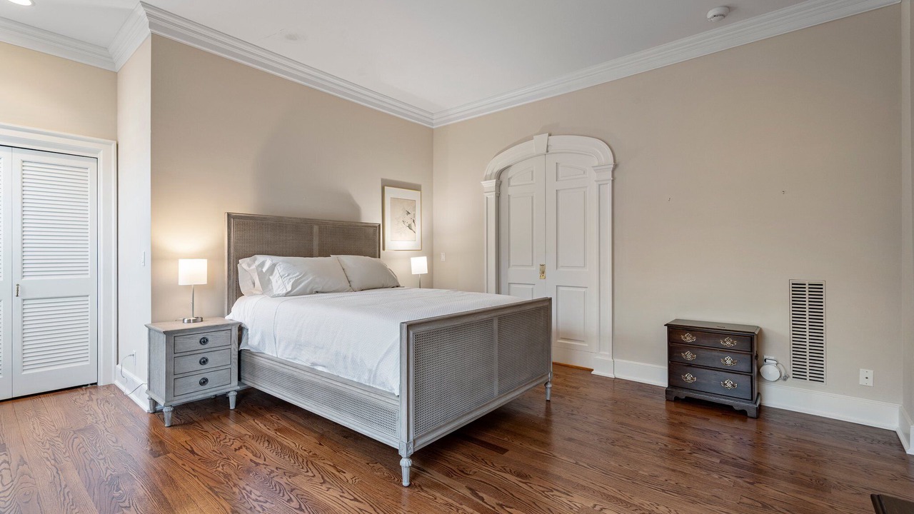 Photo of Bedroom in Ithaca