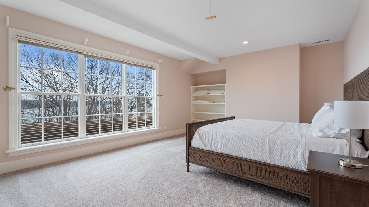 Photo of Bedroom in Ithaca
